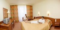 Spa Kurpakete in Hajduszoboszlo - Geräumiges Zweibettzimmer im Thermal- und Wellnesshotel Ungarn - Hajduszoboszlo