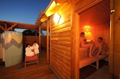 Hotel Beke in Hajduszoboszlo - Wellnesswochenende in Ungarn - ✔️ Hunguest Hotel Béke Hajdúszoboszló ✔️ Kur- und Wellnesshotel