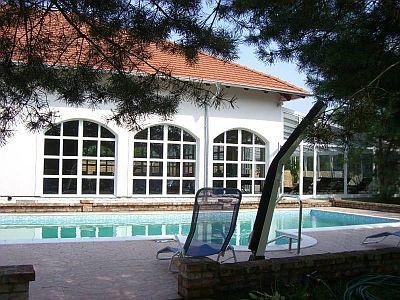 4* Schlosshotel in Inarcson - Freibad in Bodrogi Kuria - ✔️ Bodrogi Kúria Inárcs ✔️ Wellnesshotel in Inárcs