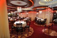 Restaurant von Hotel Cascade in der Stadt von Demjen