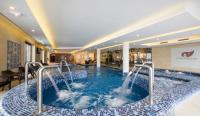 Castellum Hotel Hollókõ Wellness Wochenende im Angebot zum Preis der Halbpansion