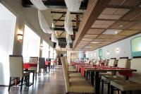 Restaurant von CE Plaza Hotel in eleganter Umgebung
