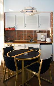 Küche im Erholungskomplex in Tihany - Club Tihany Bungalows am Plattensee - ✔️ Club Tihany Bungalows**** ✔️ Tihany See Balaton