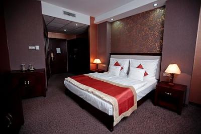 Colosseum Hotel mit Paketangebote zum niedrigen Preis - ✔️ Colosseum Hotel Mórahalom ✔️ Günstiges Wellnesshotel