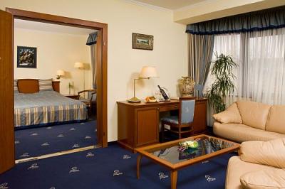 Hotel Kalvaria in der Nähe des Thermal- und Erlebnisbades von Györ - Bequemes Zimmer - ✔️ Hotel Kálvária Győr**** ✔️ Günstige Hotel Kalvaria Györ