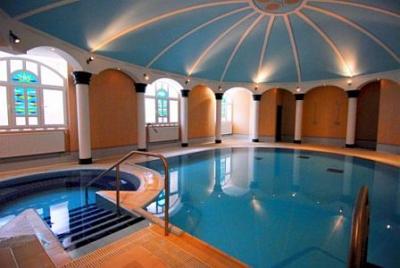Harkány Heilbecken im Psoriasis Zentrum Krankenhaus - ✔️ Psoriasis Zentrum Harkány ✔️ Angebot Hotel in Harkány
