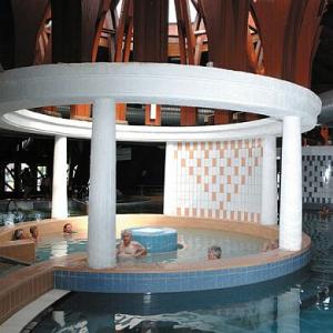 Thermalschwimmbad im Spa Hotel Freya 3* Zalakaros - ✔️ Hunguest Hotel Freya*** Zalakaros ✔️ Kurhotel in Zalakaros