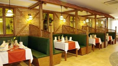 Wellnesshotel Gyula 4* elegantes Restaurant in dem superior Hotel - ✔️ Wellnesshotel**** Gyula ✔️ Alles inklusive Wellnesshotel