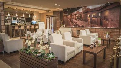 4* Wellness Hotel Gyula - Lobby Bar mit leckeren Cocktails - ✔️ Wellnesshotel**** Gyula ✔️ Alles inklusive Wellnesshotel