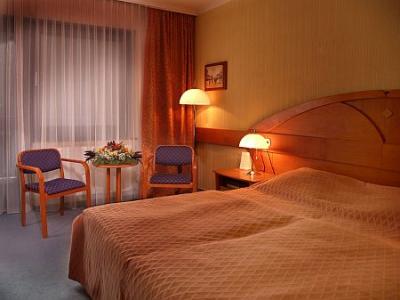 Hotel Löver Sopron - Billige Doppelzimmer in der Nähe von Österreich - Lövér Hotel*** Sopron - Spezielles Wellnesshotel mit Halbpension in Sopron