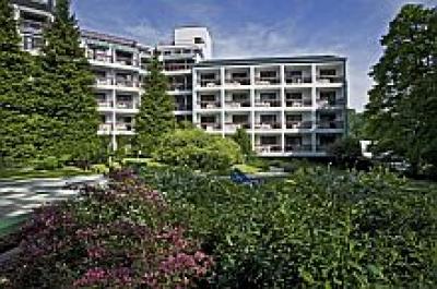 Hotel Lover Sopron - 3-Sterne Wellnesshotel in Sopron - Blich auf das Hotel und die Umgebung - Lövér Hotel*** Sopron - Spezielles Wellnesshotel mit Halbpension in Sopron