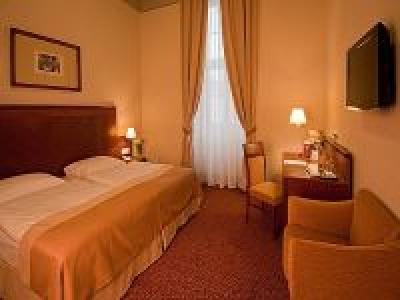 Mercure Hotel Magyar Kiraly Ungarn  - Bequemes Zweibettzimmer - ✔️ Mercure Hotel Magyar Kiraly Szekesfehervar ✔️Magyar Király