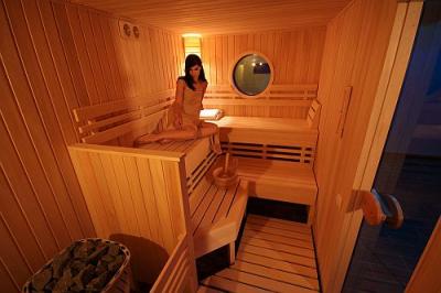 Mercure Magyar Kiraly Szekesfehervar - Sauna des vollkommen erneuten 4-Sterne-Hotels - ✔️ Mercure Hotel Magyar Kiraly Szekesfehervar ✔️Magyar Király