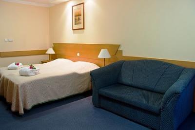 Freies Zimmer am Plattensee in Hotel Marina Port - ✔️ Hotel Marina Port Balatonkenese ✔️ Wellnesshotel Marina