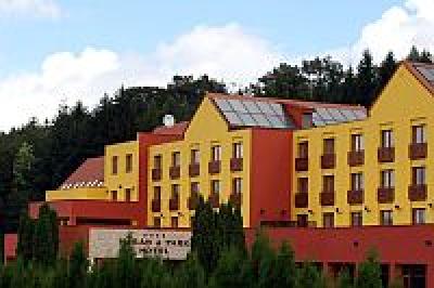 Hotel Narad Park - 4-Sterne Hotel in Matraszentimre - ✔️ Hotel Narád Park**** Mátraszentimre ✔️ Wellnesshotel