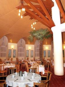 4* Discount Wellnesshotel Restaurant in Balatonalmadi - Hotel Bál Resort Balatonalmádi ✔️ Wellnesshotel am Plattensee