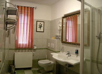 Villa Classica Hotel Papa - Unterkunft in Papa - Elegantes Zweibettzimmer im Hotel - ✔️ Villa Classica Pápa**** ✔️ 4 Sterne Hotel in Pápa