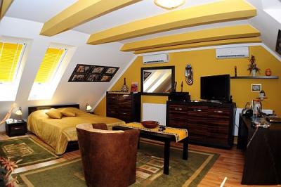 Hotel in Papa - Hotel Villa Classica Papa, Elegantes und geräumiges Zweibettzimmer im Hotel Villa Classica Papa - Online Hotelreservierung - ✔️ Villa Classica Pápa**** ✔️ 4 Sterne Hotel in Pápa