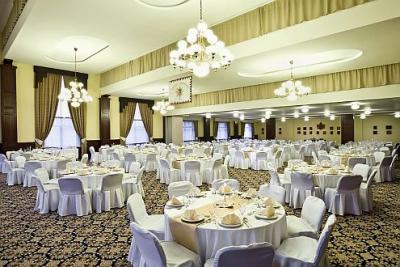 Eleganter Konferenzraum im Hotel Kapitany in Sumeg - ✔️ Hotel Kapitany Wellness Sümeg ✔️ Günstige Hotel Kapitány