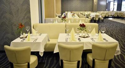 Portobello Yacht Wellness Hotel - Restaurant in Esztergom - ✔️ Portobello Hotel**** Esztergom ✔️ Wellness Hotel Portobello