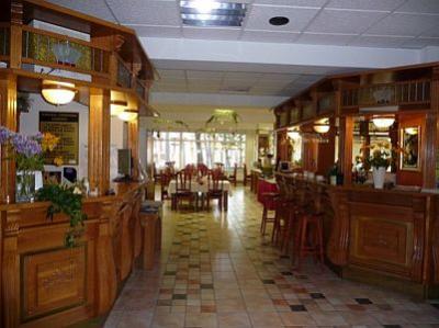 Nostra Hotel am Balaton in Siófok im günstigem Angebot mit Halbpansion - ✔️ Hotel Nostra Siófok*** ✔️ Günstige Hotel in Siofok