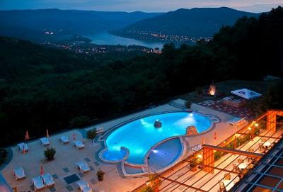 Hotelzimmer mit Aussicht auf dem Donau-Knie in Silvanus Hotel - ✔️ Silvanus**** Hotel Visegrad - Wellnesshotel mit Sonderangeboten im Donau-Knie in Visegrad mit Panoramablick auf die Donau