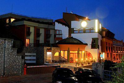 Hotel  Sándor**** Pécs romantische Wellnessbereich - ✔️ Sándor Hotel Pécs**** ✔️ Vergünstigtes Wellnesshotel